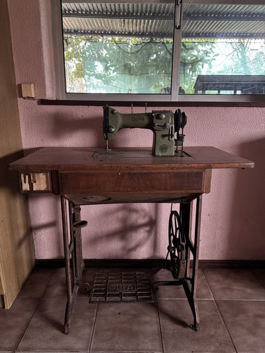 Máquina custura vintage