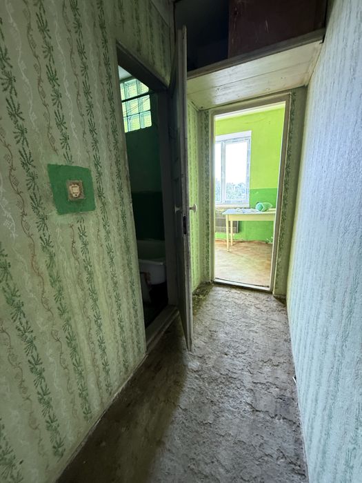 Продам 1-кімнатну квартиру без ремонту