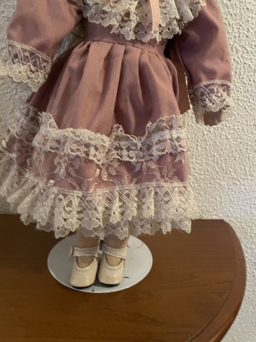 Boneca de porcelana