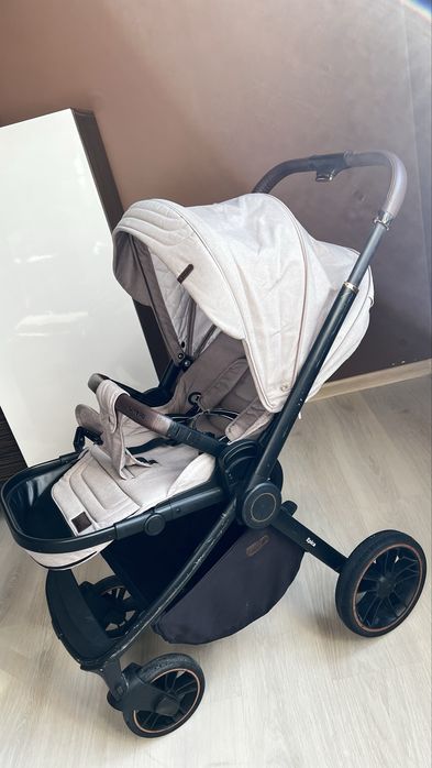 Візочок Carrello Epica 2в1