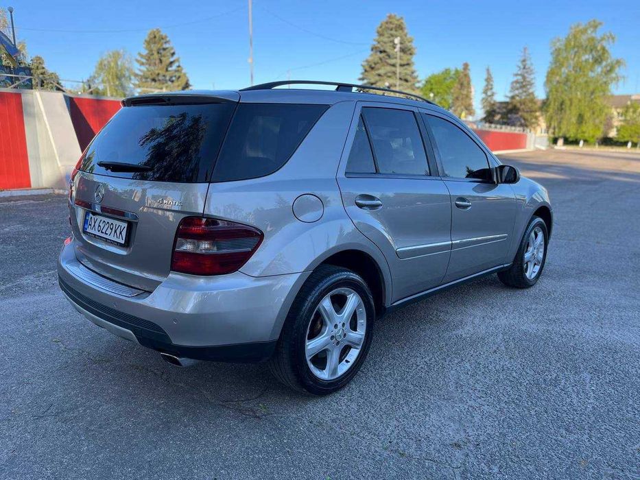 Mercedes-Benz ML350 4Matic