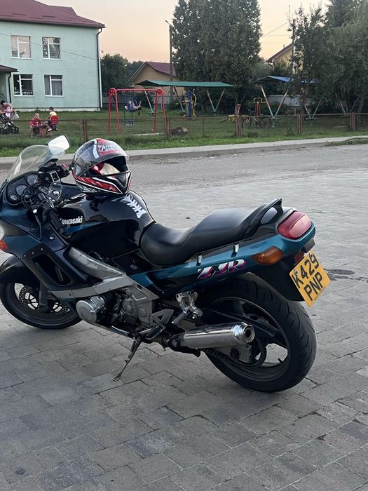 Kawasaki zzr 600