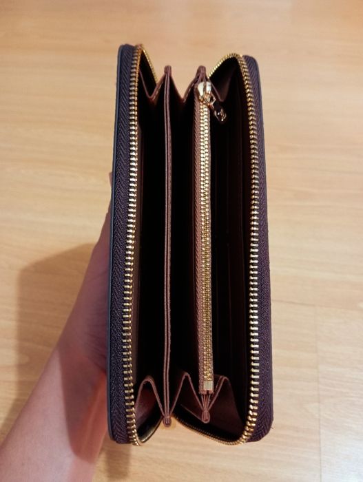 Carteira / mala Louis Vuitton Zippy