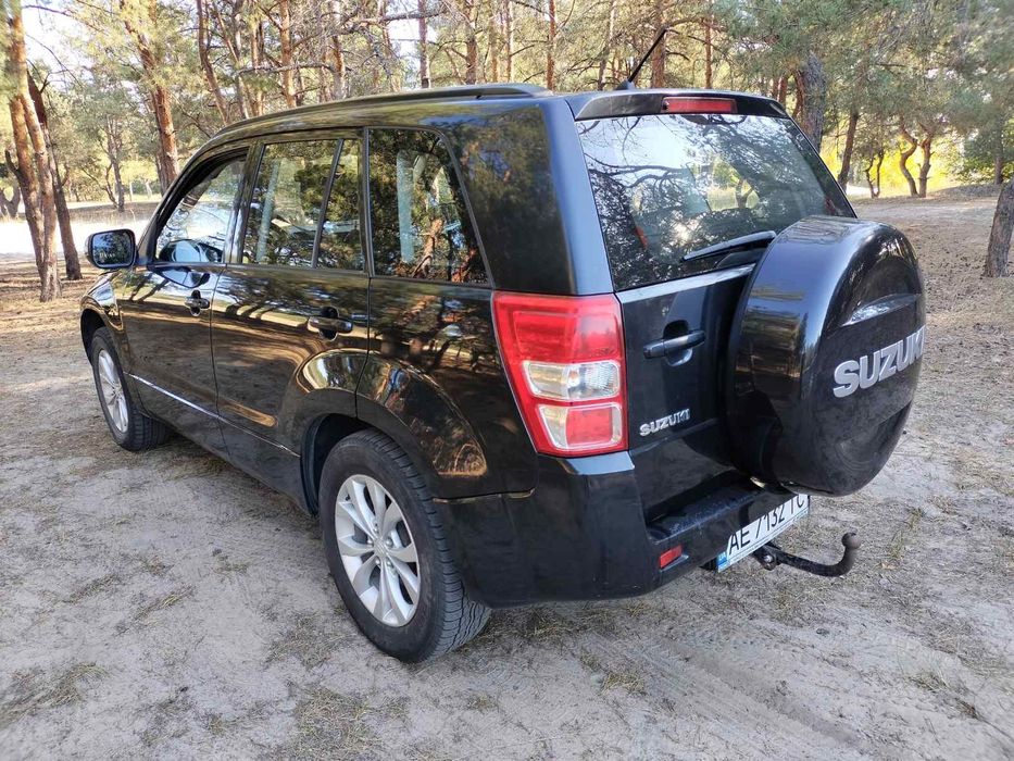 Suzuki Grand Vitara 2.4
