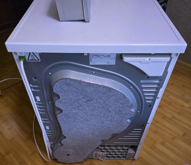 Сушильная машина Bosch WTG 86400 PL