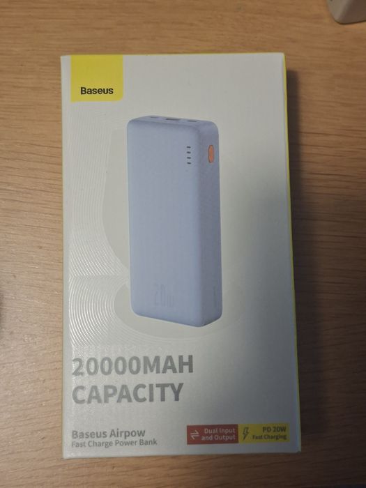 BASEUS Powerbank 20 000 MAH CAPACITY plecak ewakuacyjny