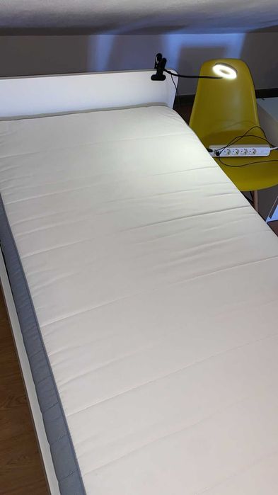 Cama de solteiro