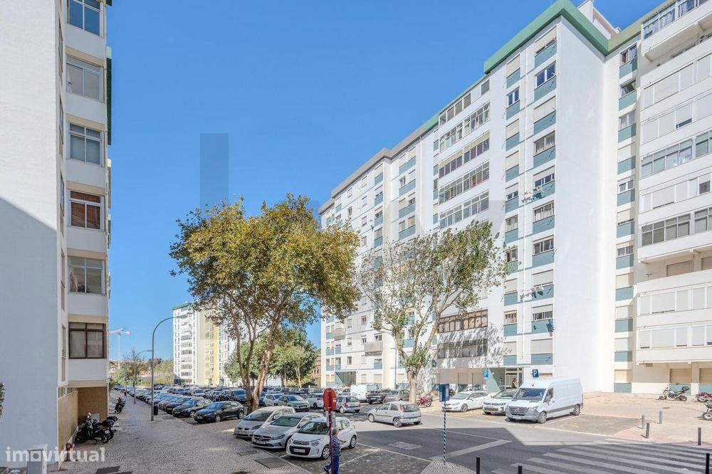 T2 em Oeiras | O Equilíbrio Perfeito entre Conforto e Localização