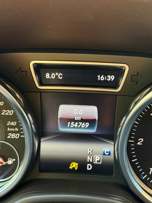 продам власний офіційний автомобіль !!!