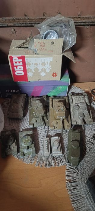 Продам колекцію іграшкових танків ссср