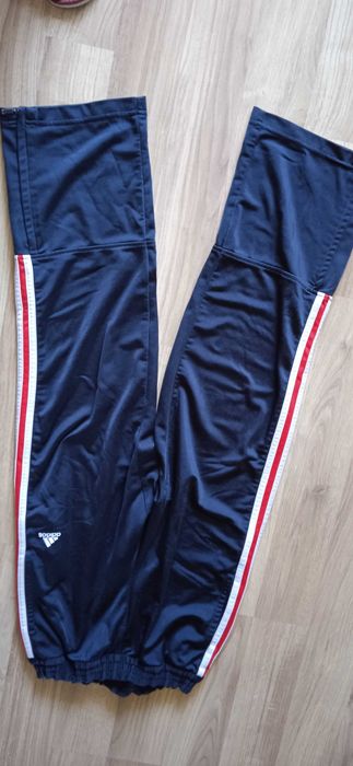 Spodnie dresowe chłopięce 152 Adidas