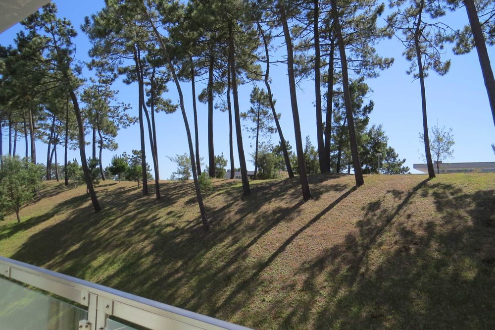 Estúdio T0 de luxo em condomínio privado com piscina e campo de ténis