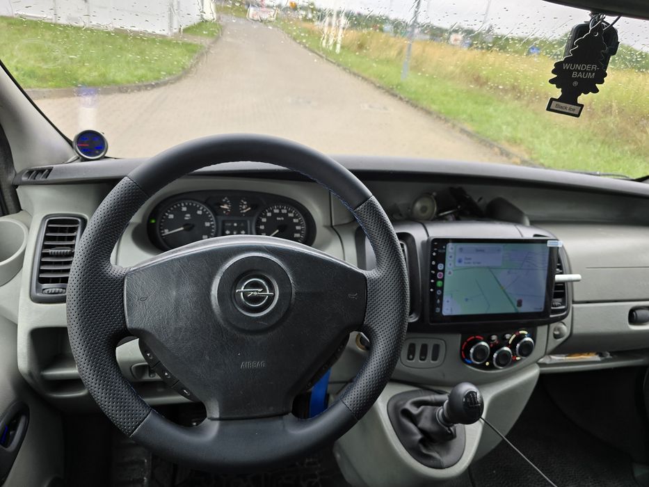 Opel Vivaro TOUR 8 osobowy