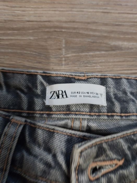 Джинси ZARA  42р. стан ідеальний