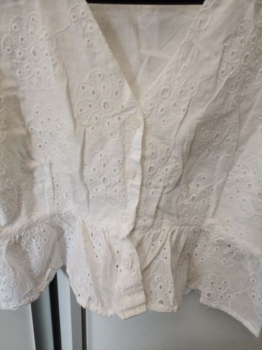 Biała ażurowa bluzka M