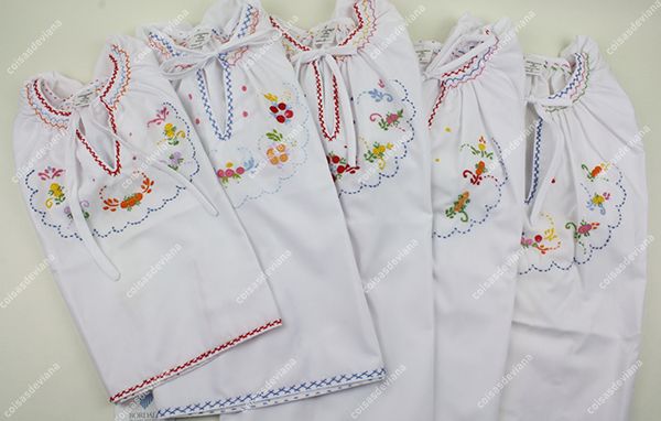 Blusa de criança c/ bordado de Viana feito à mão