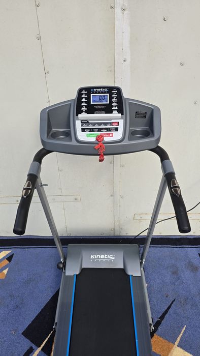 Bieżnia elektryczna Kinetic sports  KST 2700 FX  z matą