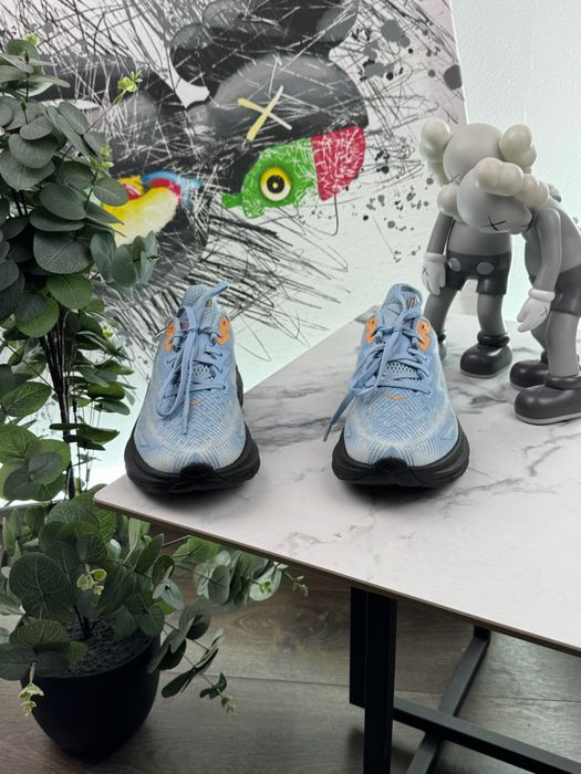 Кросівки Hoka Clifton 9 38.5 розмір Е6865