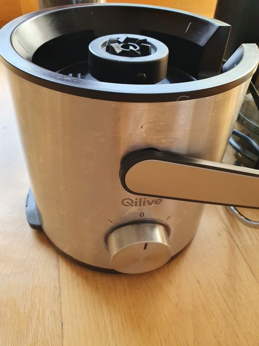 Máquina de fazer sumos Qilive