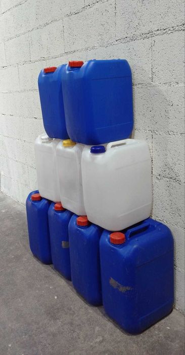 Bidons / Galão plásticos