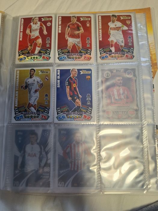 Binder z kartami match attax 25/26