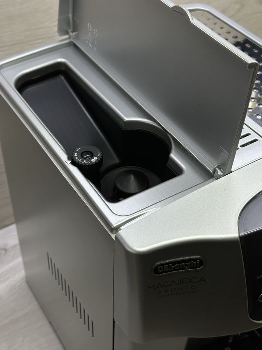 Кавоварка Delonghi 4500