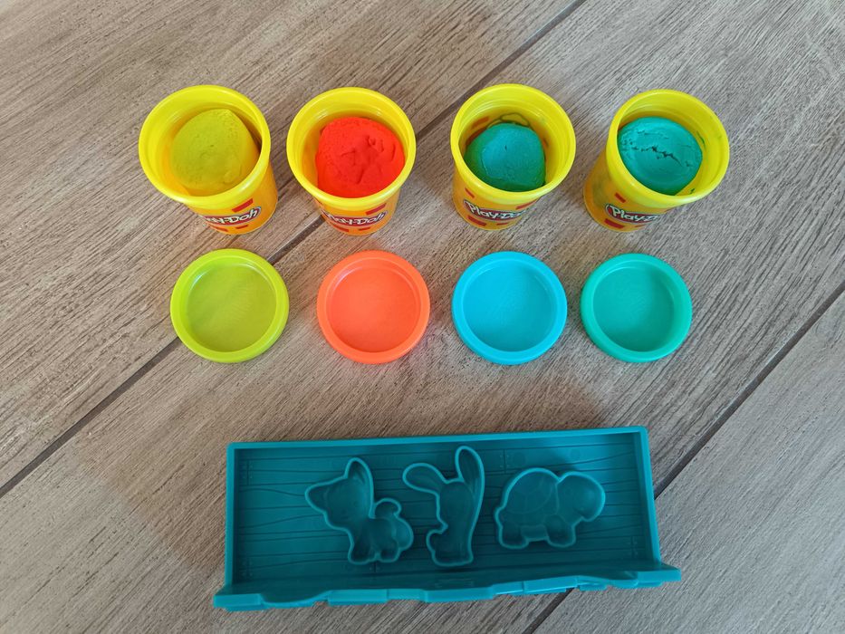 Zestaw kreatywny remiza strażacka Hasbro + 4 x ciastolina Play-Doh