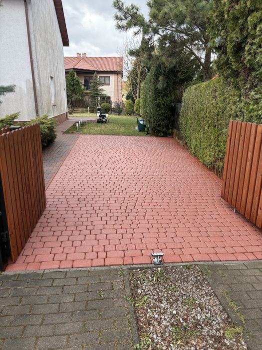 Czyszczenie kostki brukowej
