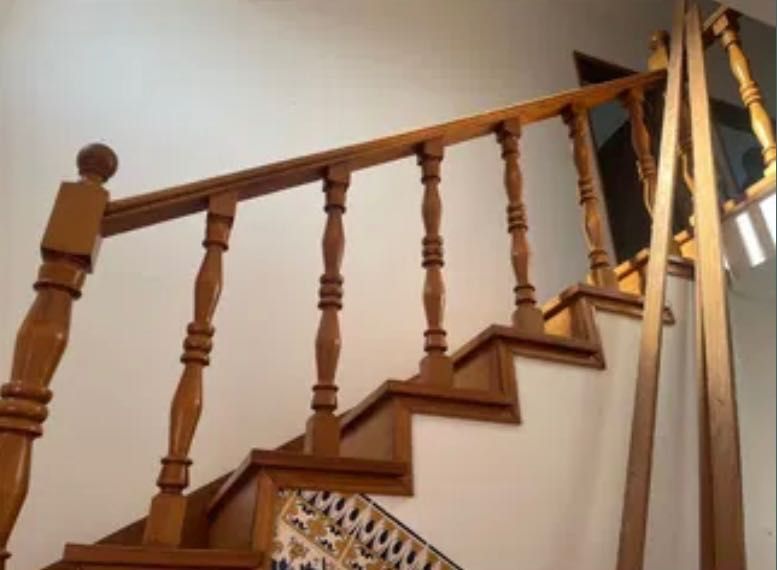 Balaústre escadas em madeira