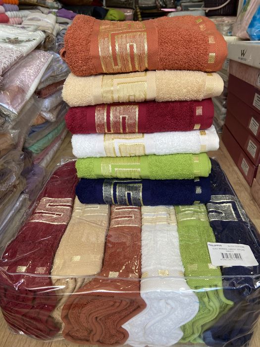 Наматрасник непромокаемый ,  простынь на резинке Турция