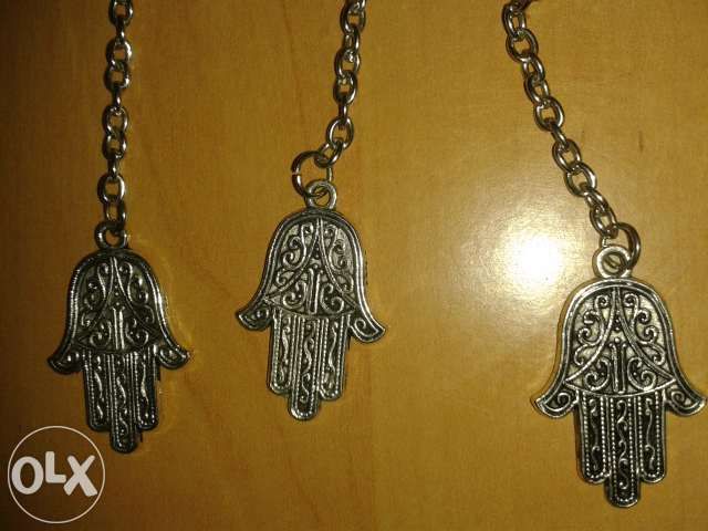 Pulseiras com Mão de Fátima