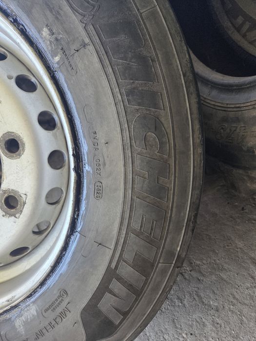 Opona 385 55 22.5 Michelin x multi