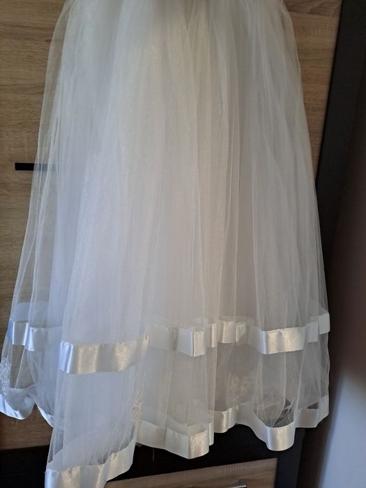 Біле плаття для дівчинки (для урочистого причасття)