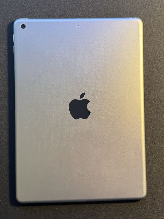 iPad 5th Generation 128GB497065450968207361