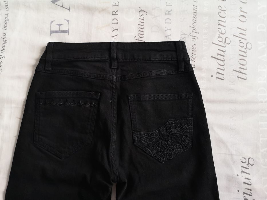 Spodnie dzwony Desigual rozm. 34