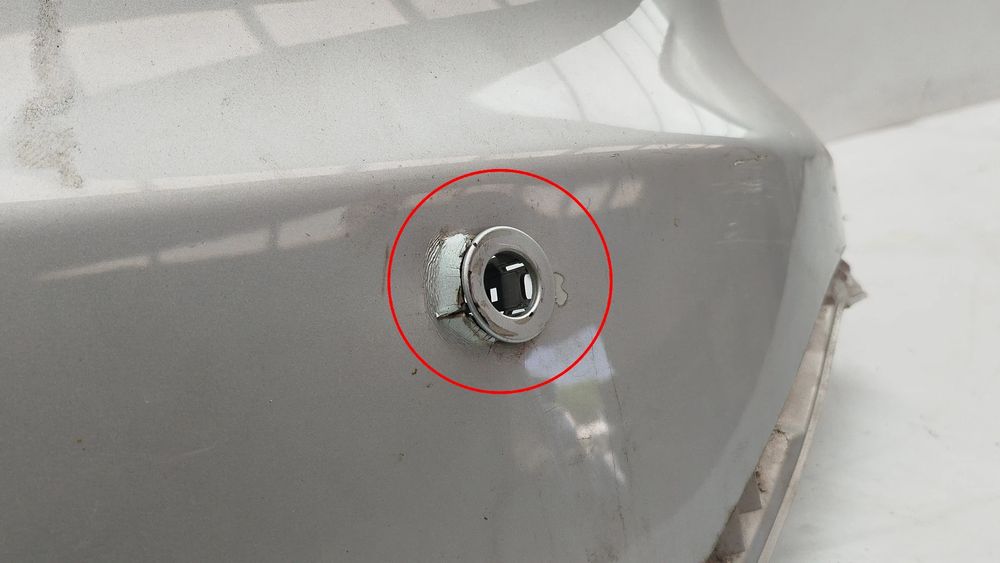 Canto Para Choques Tras Esquerdo FORD Focus III Carrinha