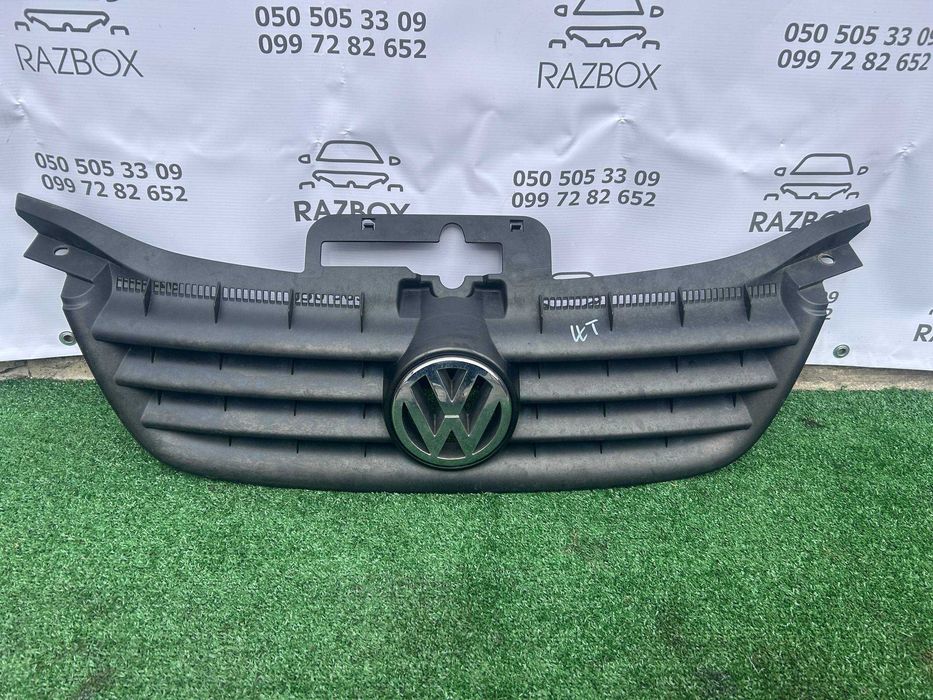 Решетка решітка радіатора VW Touran 1 2003-2005р
