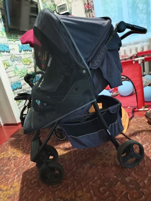 Продам прогулянкову коляску