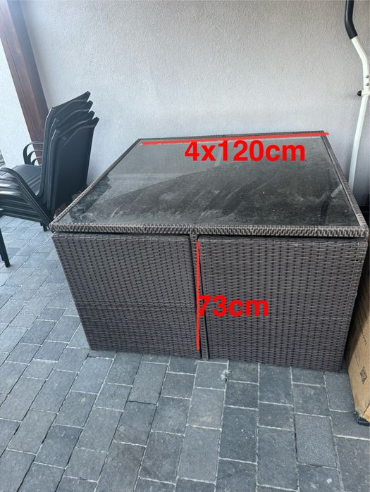 Meble  ogrodowe z technorattanu stół + cztery fotele