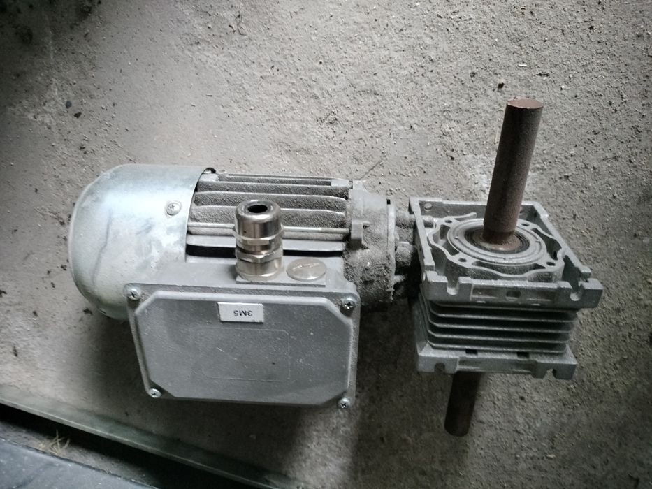 Motoreduktor 0.25 kw
