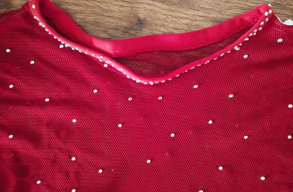 костюм для спортивних  вступів ,гімнастичний купальник  розмір 128/134