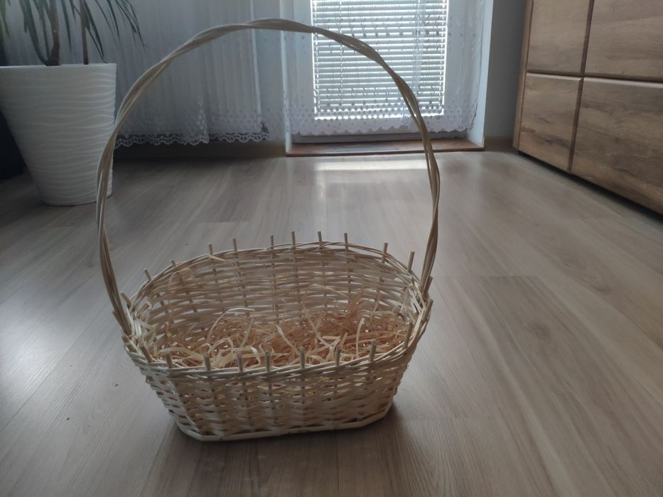 Koszyk wiklinowy