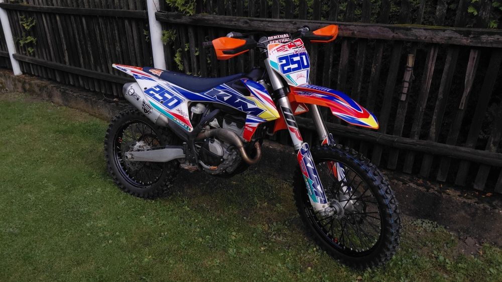 KTM