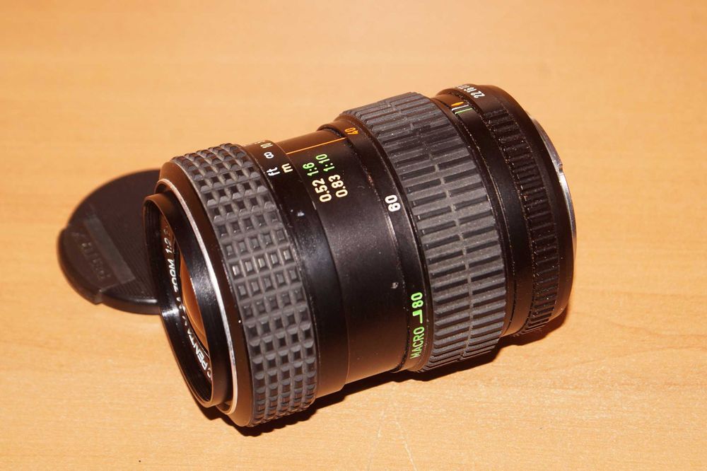 Pentax-M 100mm f/2.8