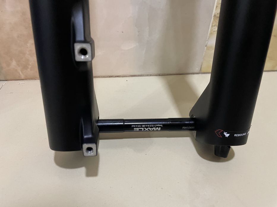 Вилка RockShox Psylo silver 160mm знята з нового велосипеда шток 22см