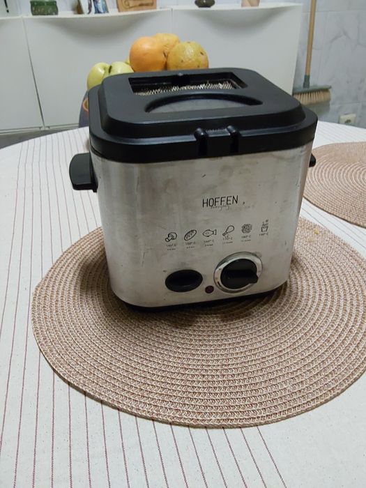 Fritadeira HOFFEN 1.2LT em bom estado