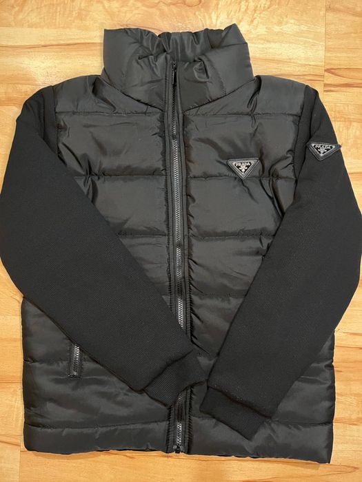 Кофта Prada  S - M.     Кардиган, Куртка