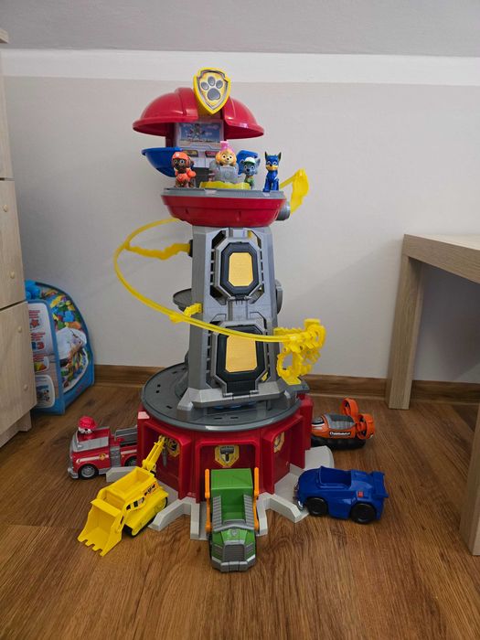 Baza psi batrol z pieskami