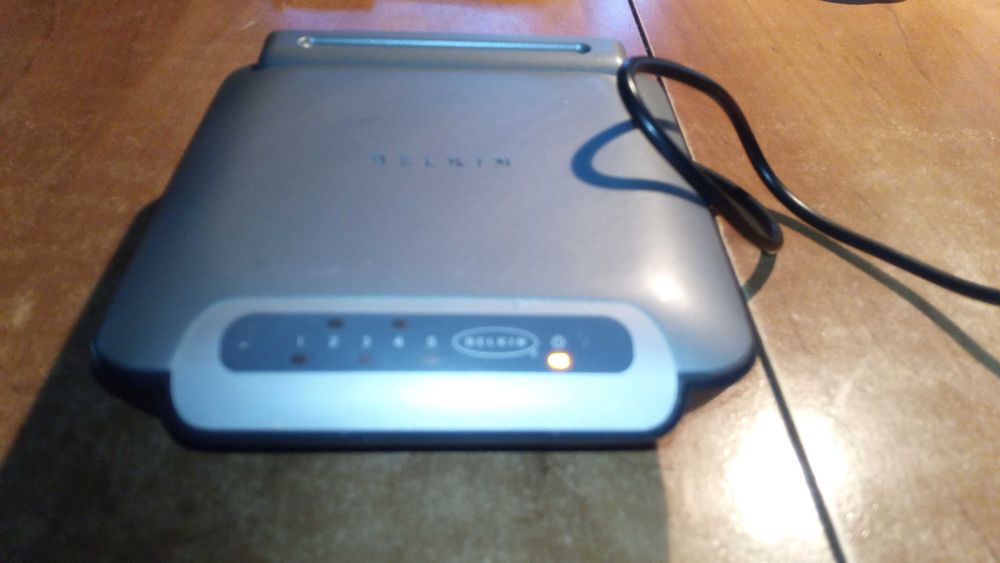 Switch 5 portów BELKIN F5D5131 5  10/100