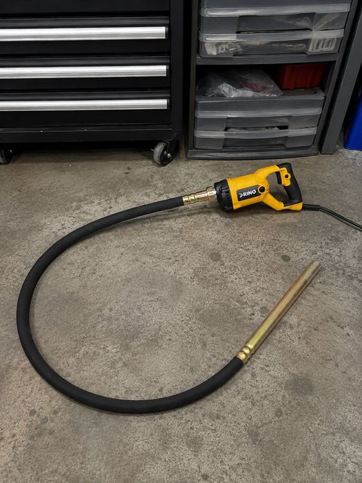 Zestaw wibrator do betonu buława 2m 2300W